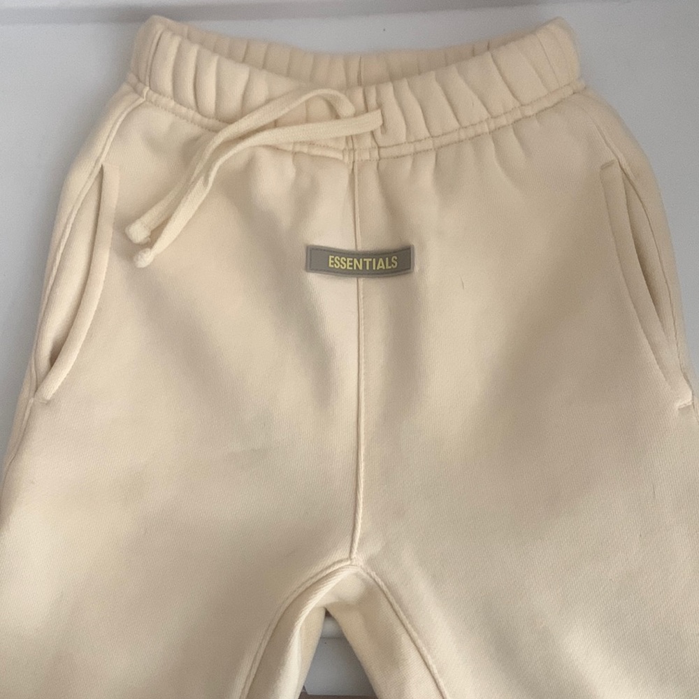 Essential Kids sweatpants